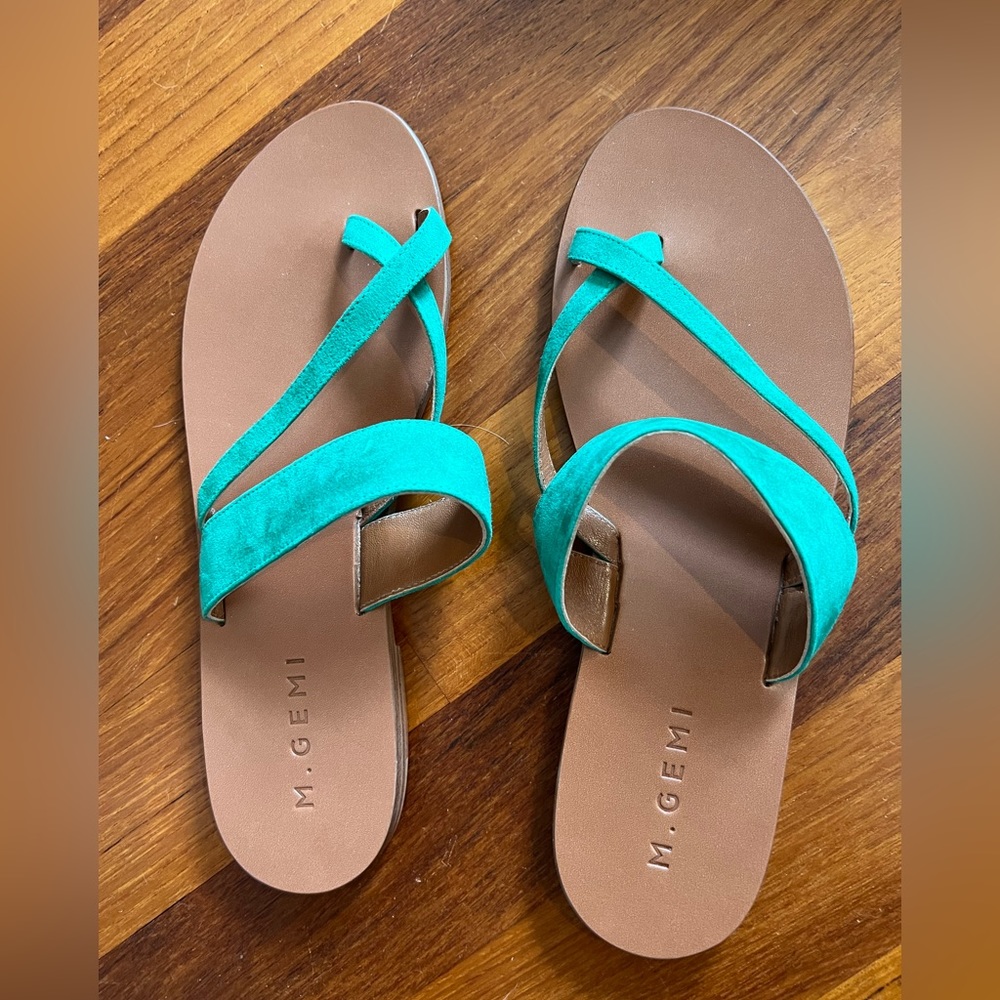 M Gemi Medio Sandal in Green - 39.5 / 8.5 - VGUC